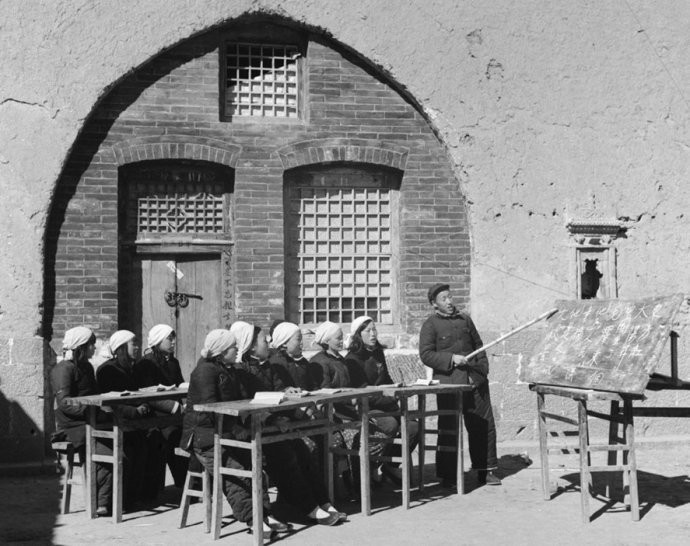 回首70年，那些影响深远的政策（一）扫盲运动