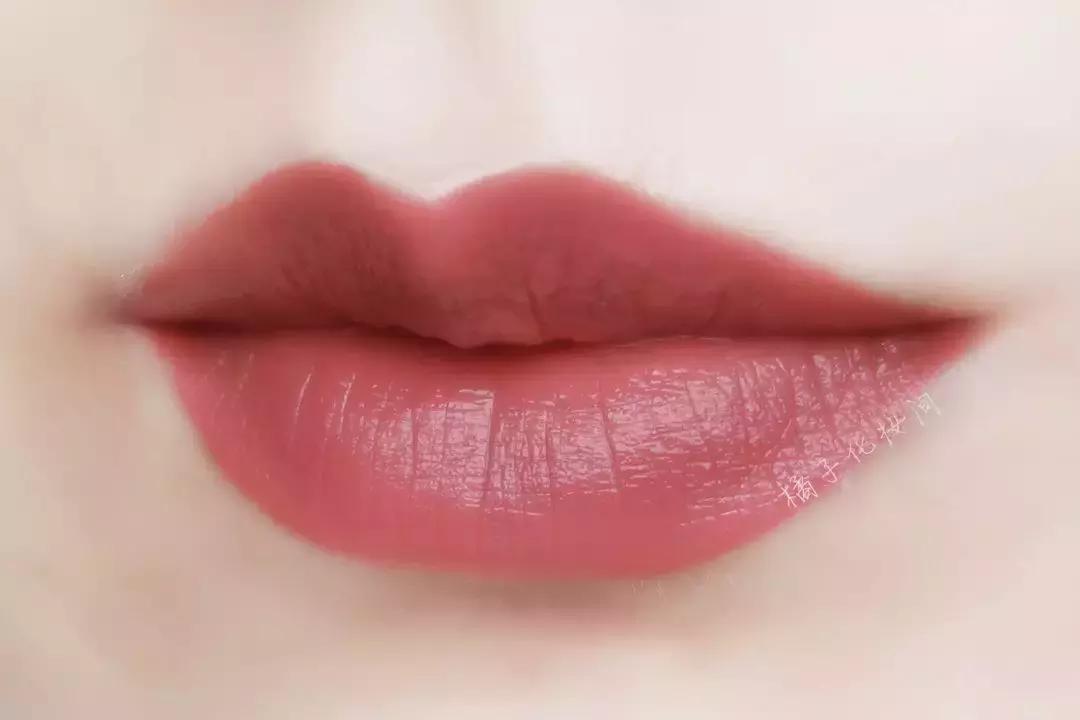 换一种口红就有不同的时尚风格，这元宵节给女神的礼物！