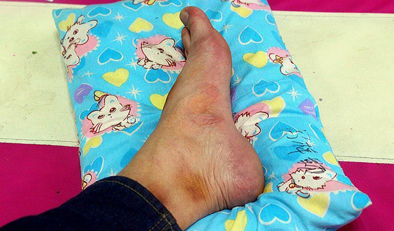 按摩手上哪个穴位可以让食欲大增,口干腹胀食欲不好按摩什么穴位