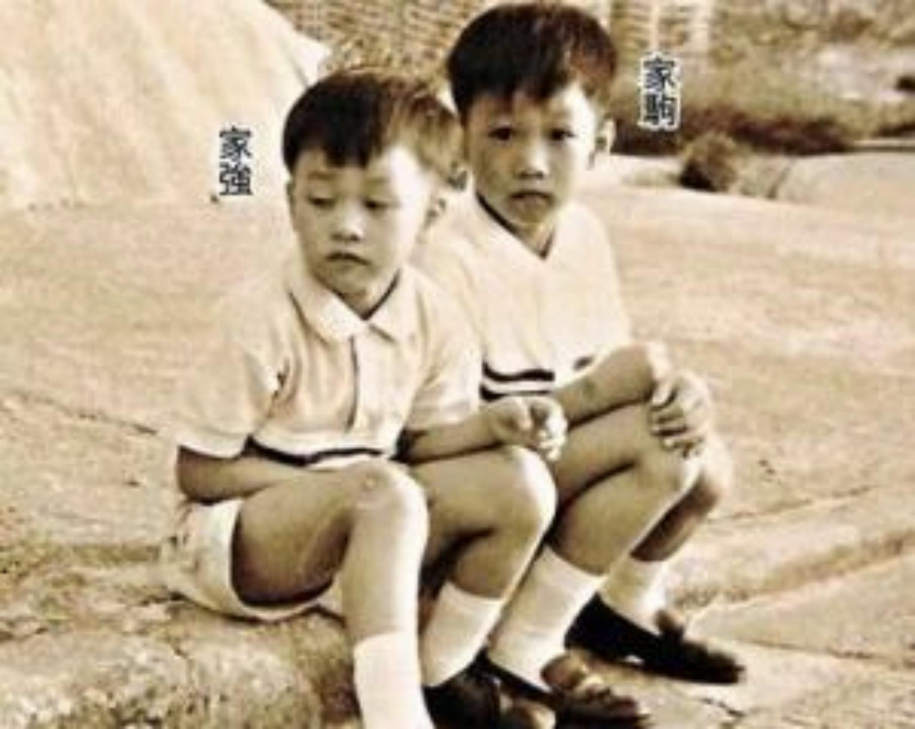 黄家驹海阔天空完整版mv光辉岁月,致敬黄家驹逝世25周年