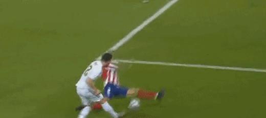 齐达内两亿齐飞,皇马两套阵容