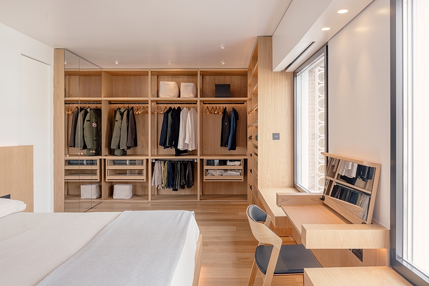 30平长方形主卧房间带衣帽间布局,衣帽间最佳布局图