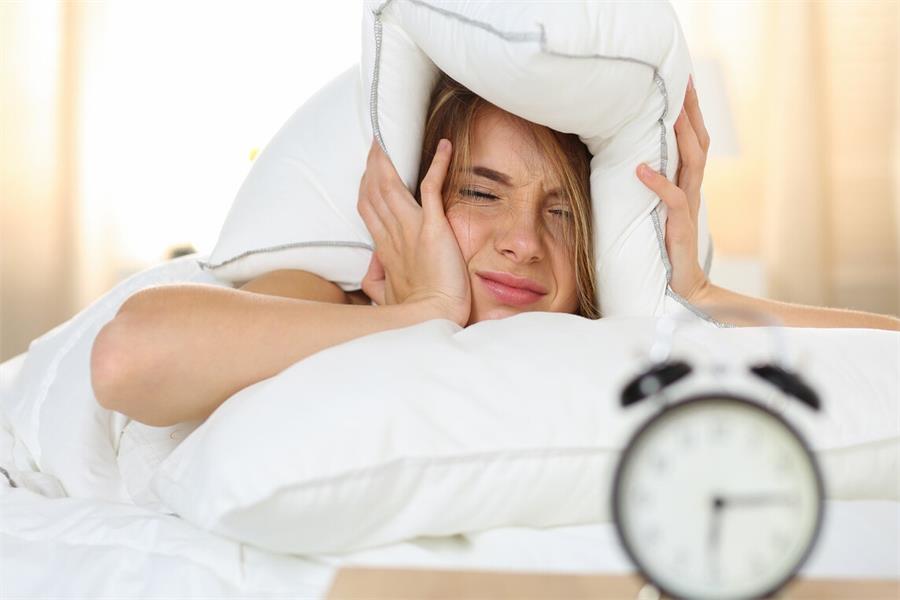 哺乳期妈妈脱发严重怎么办,哺乳期脱发怎么办最快速恢复