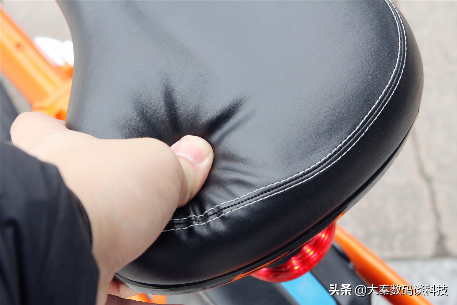 三款电动车续航150公里,三种骑行模式的电动自行车