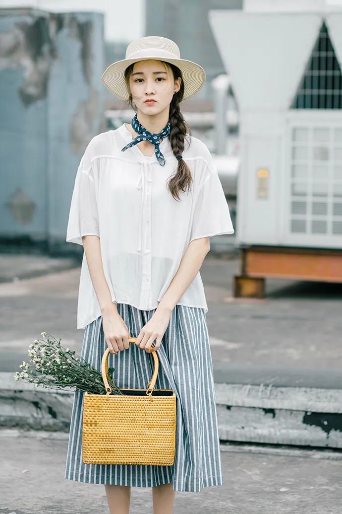 立秋之后，自带慵懒气质的棉麻给你这个季节最想要的腔调