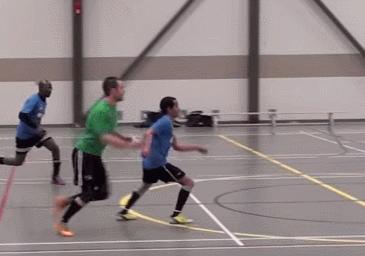 业余足球过人集锦高清,业余足球总结出来的经验