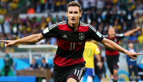 足球十大球星招牌过人动作,足球100个经典集锦