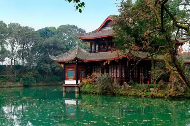 成都出租车新规今天实施！告别“拒载”和“被宰”