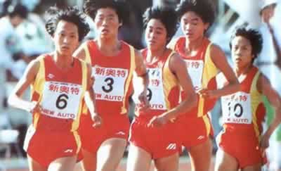 历史今天之自主研制的喷气式飞机及内燃机车