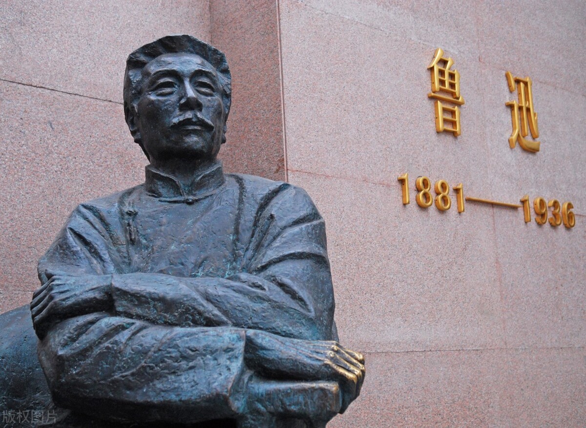 引擎盖下的4S店吃瓜指南