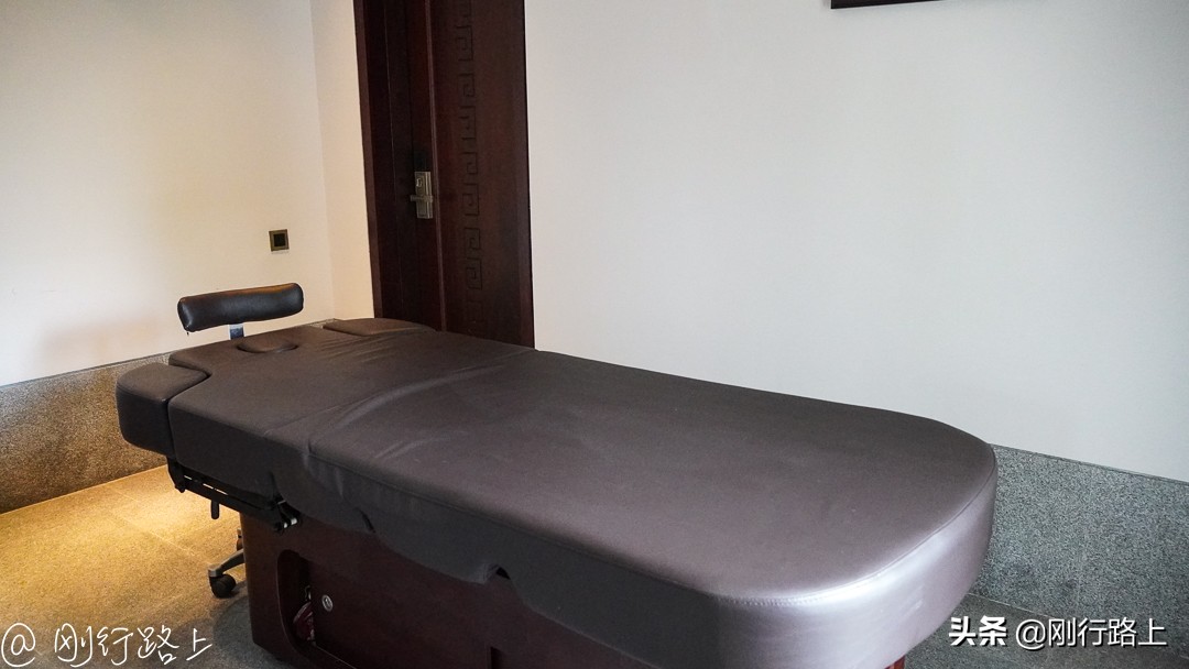 这个假期去哪玩会好一些,来禅泉酒店体验慢生活