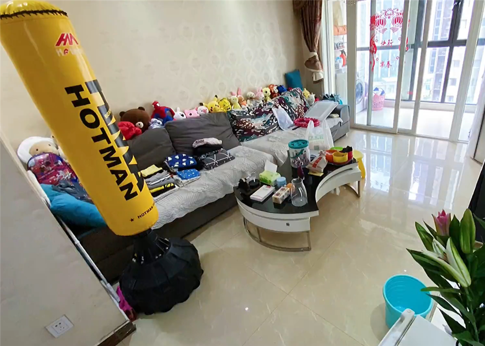 郑州租房的一家人,郑州出租屋搬走租客需要打扫吗