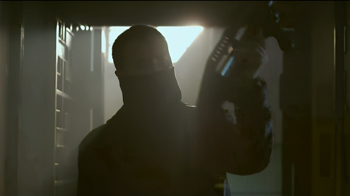 电影风暴的轻武器解析,电影风暴中的枪械