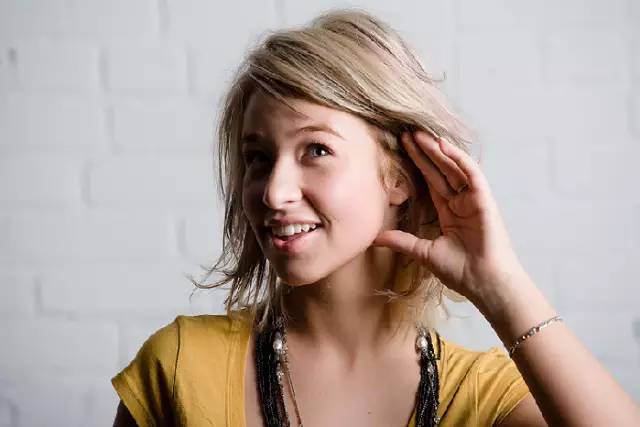 老外喊你sugarbaby？甩他一巴掌就对了