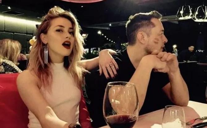 特斯拉创始人马斯克家庭,特斯拉老板马斯克的祖辈是哪里人