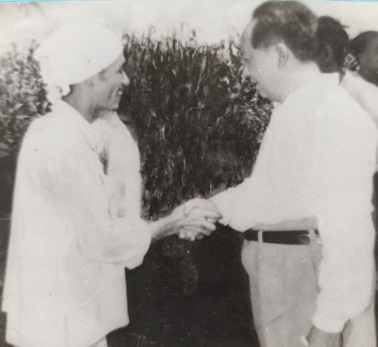 毛主席视察河北安国纪实