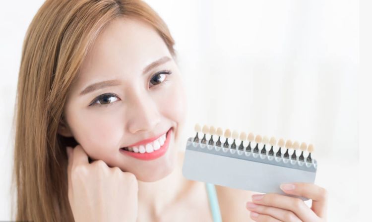 如何使黄牙齿变白的简单方法,牙齿黄怎么办变白小妙招视频