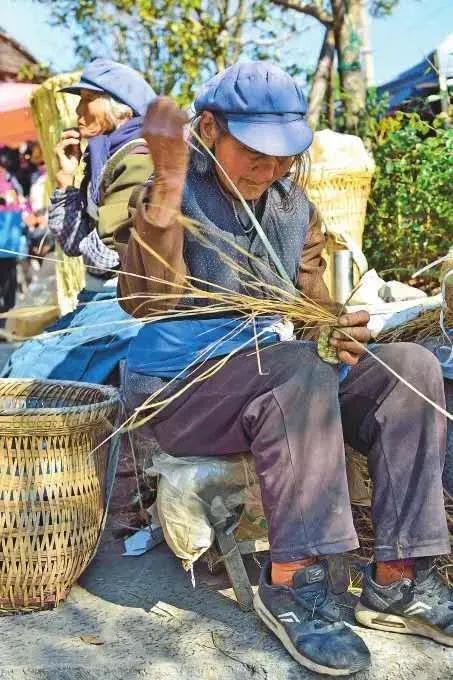 央视在关注古镇,丽江石鼓古镇视频