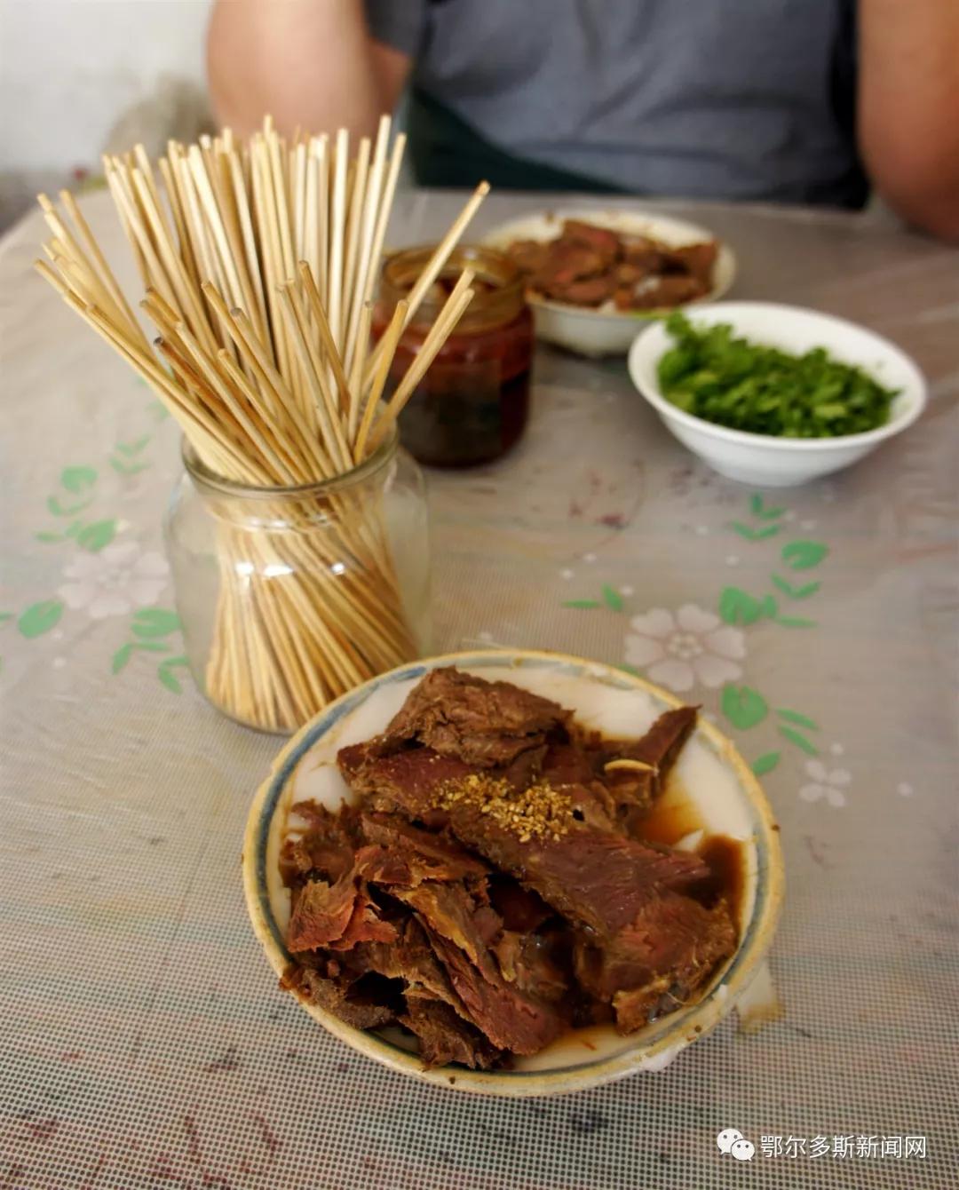 老板来一碗汤面,老板来一碗卤煮