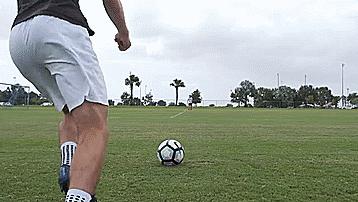 长传球的五个步骤,精准长传教学