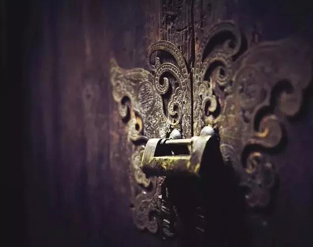 从前的锁好看钥匙也精美,从前的锁好看钥匙也精美什么意思