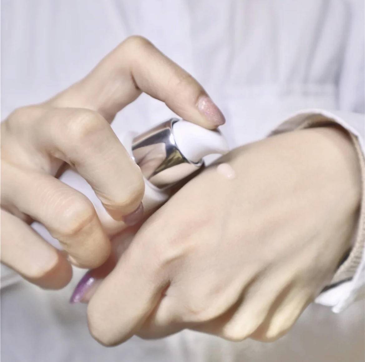 对抗暗沉提亮美白的精华推荐,有哪些值得入手的抗氧化精华