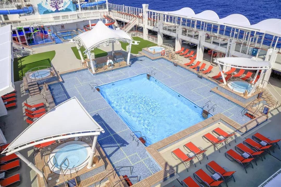 荣获2019年最佳中国母港邮轮的“星梦邮轮”到底有多酷？奢华体验