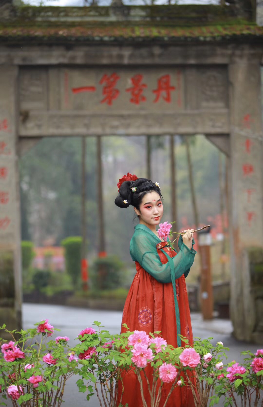 成都周边春季徒步旅游攻略,成都森林徒步旅游攻略