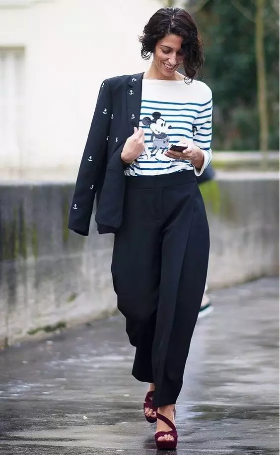 ins爆火动物纹冬天这样穿太高级了,水手纹衣服凹造型