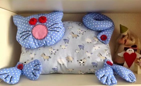 家里的玩偶、抱枕统统不用买，两块布就能缝，布艺手工附教程