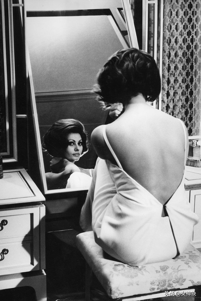 意大利国宝明星,意大利国宝明星索菲亚罗兰