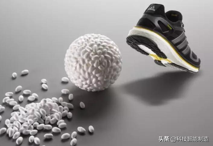 运动鞋防臭抗菌吸汗透气黑内里,阿迪户外防水鞋推荐