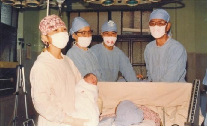 中国第一位试管婴儿,中国试管婴儿第一人是哪里人