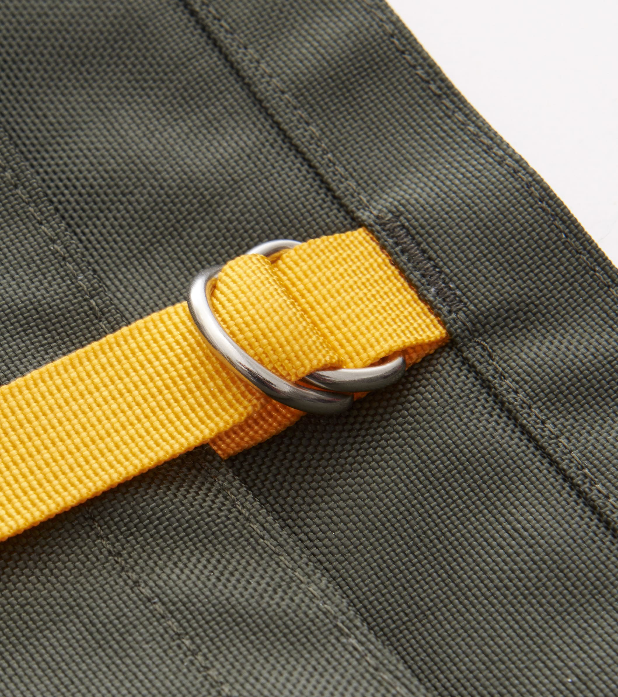 秋冬百搭斜挎包包推荐知乎,北面斜挎包哪个颜色好看