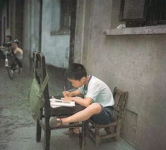 乘法口诀表图大图,简单又容易看的乘法口诀表图