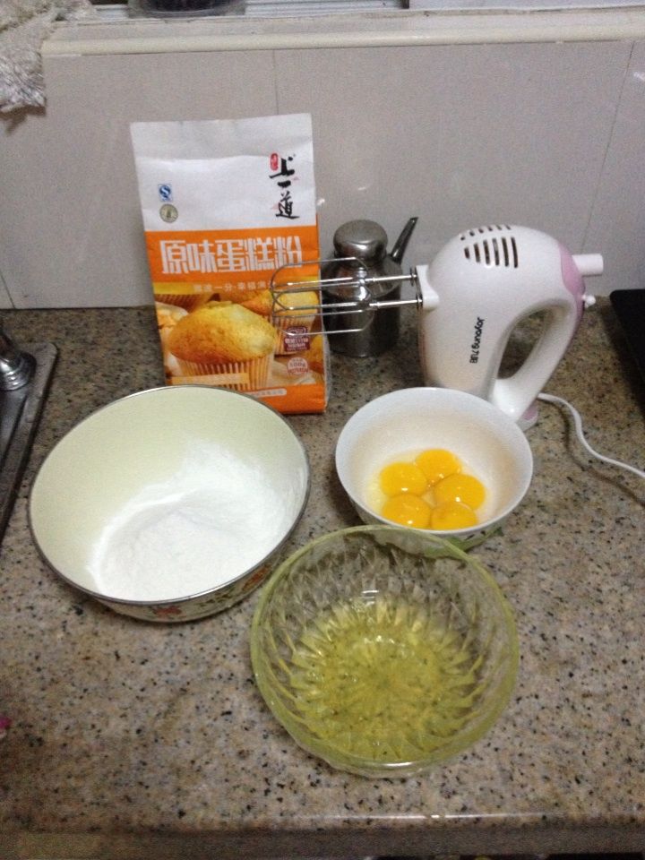 电饭锅做蜂蜜蛋糕的方法和步骤,电饭煲自制蜂蜜面包的做法