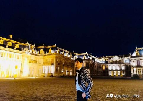 昆凌时尚杂志写真集,昆凌巴黎旅游美照