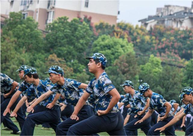 装病、造假、说谎？医生教你如何逃避军训