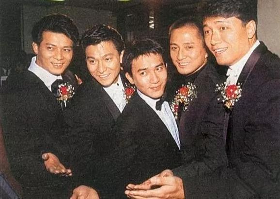 “蠢人”黄日华其人