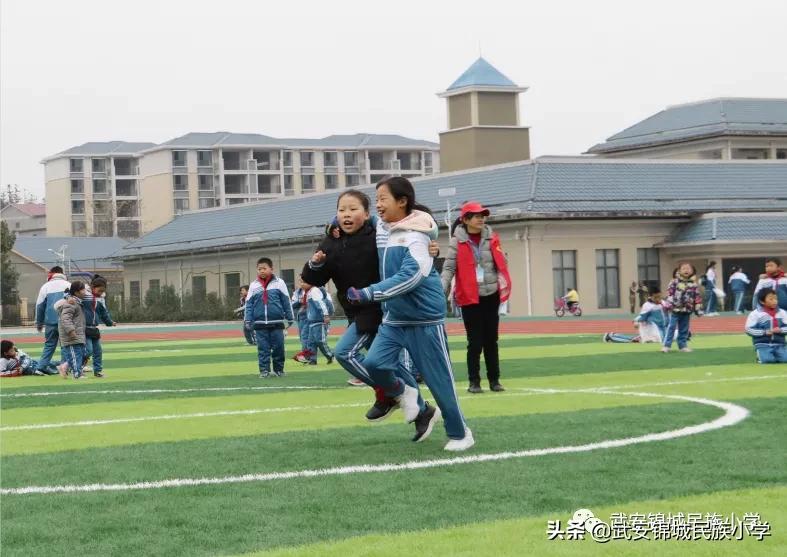 浼犳壙浣撹偛绮剧浜夊仛鏃朵唬鏂颁汉,浼犳壙濂ヨ繍绮剧浜夊仛鏃朵唬鏂颁汉