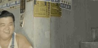 周星驰说很多人找他拍戏,周星驰当年只给他两分钟的镜头