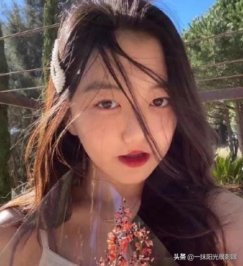 李嫣兔唇现在怎么样了,李嫣的兔唇是没修复好吗