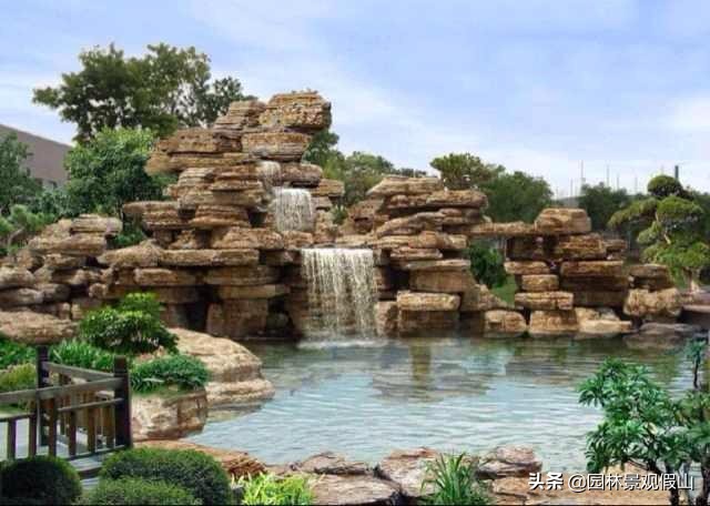 庭院假山鱼池施工步骤,简单的假山鱼池制作方法