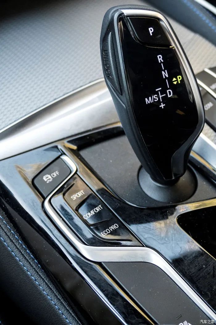 宝马520旅行驾驶感受,宝马520典雅高速体验