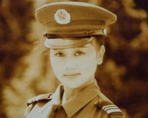 徐锦江和蚂蚁年轻照片,徐锦江谈论和妻子相识