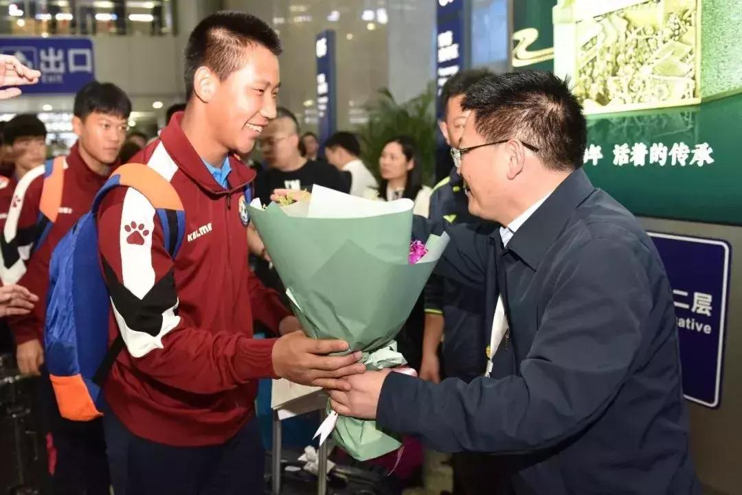 中国青少年足球联赛成都棠外,四川足球最好成绩