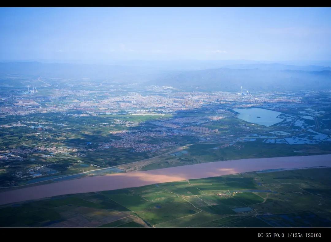 松下全画幅微单s5对焦,松下s5全画幅微单变焦镜头推荐