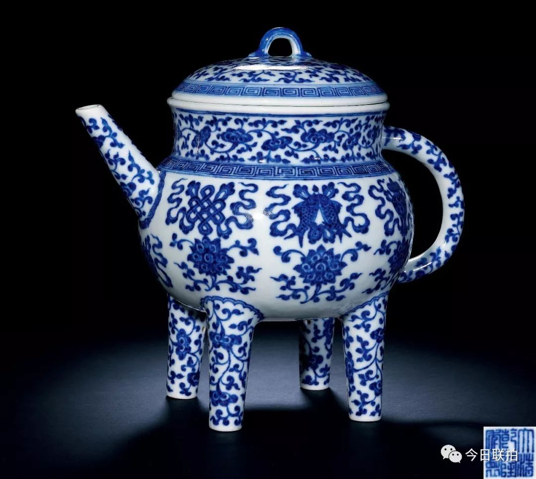 崇庆皇太后庆寿图,崇庆太后万寿图乾隆衮服