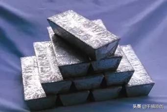 银手镯手腕发黑是身体不好吗,手腕银镯子一夜变黑怎么回事