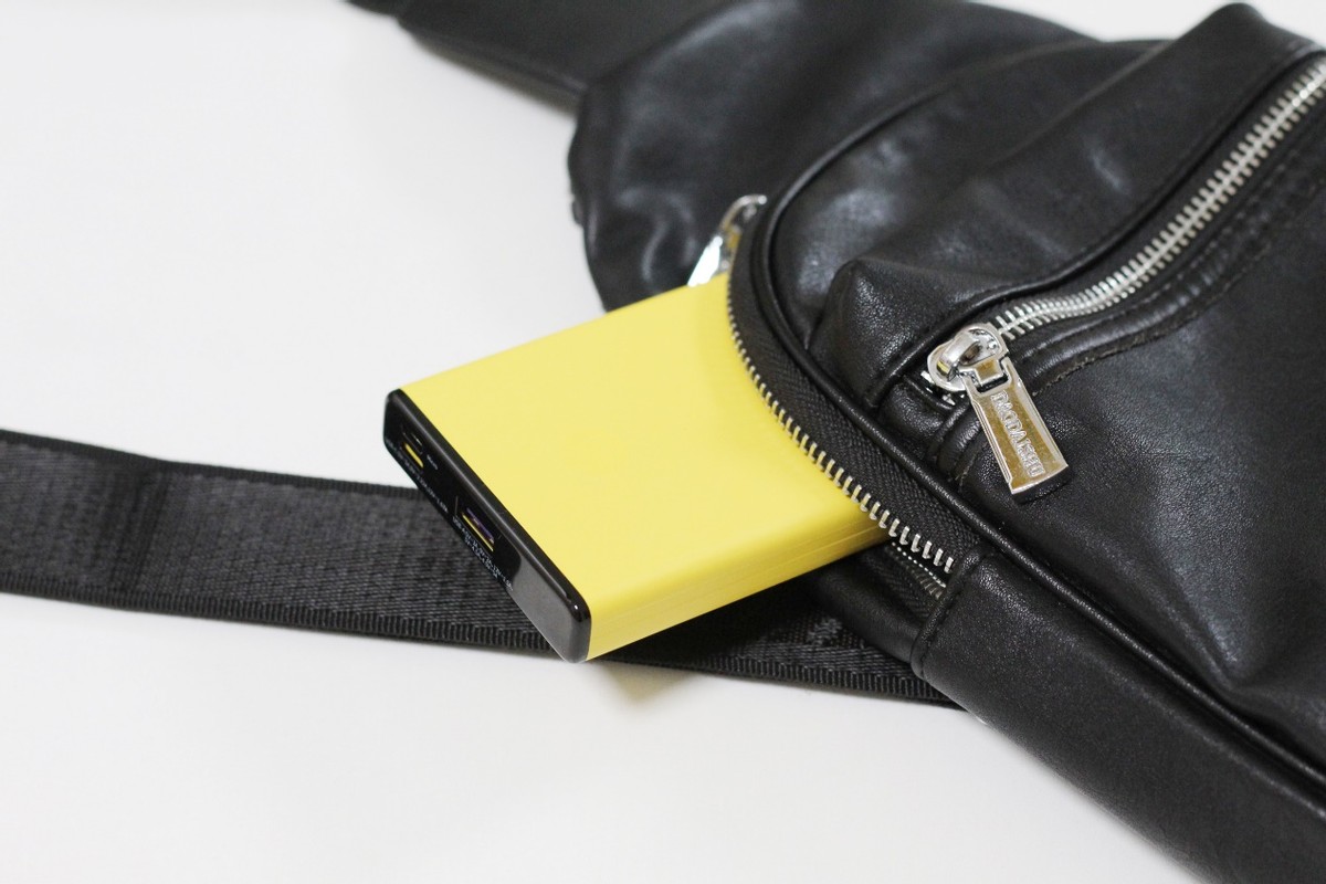 aigo20000毫安充电宝快充,aigo移动电源d20000+